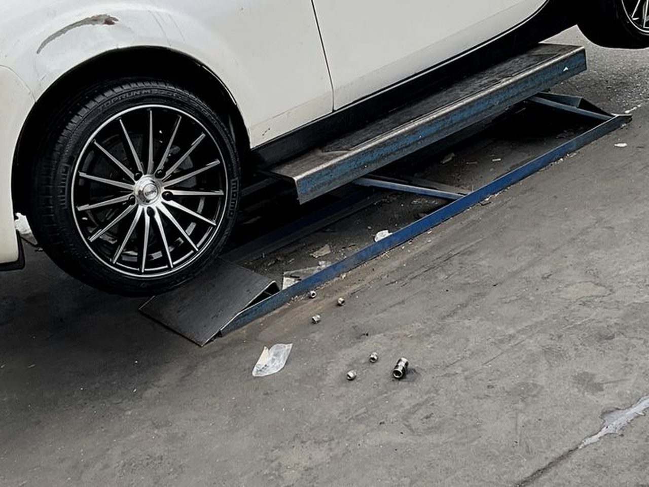 Orizaba Tires and Auto tires and service near O'Reilly Auto Parts — Lawndale, CA