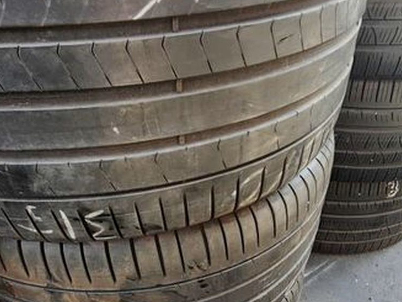 Orizaba Tires and Auto tires and service near Santana Tires & Wheels — South Gate, CA